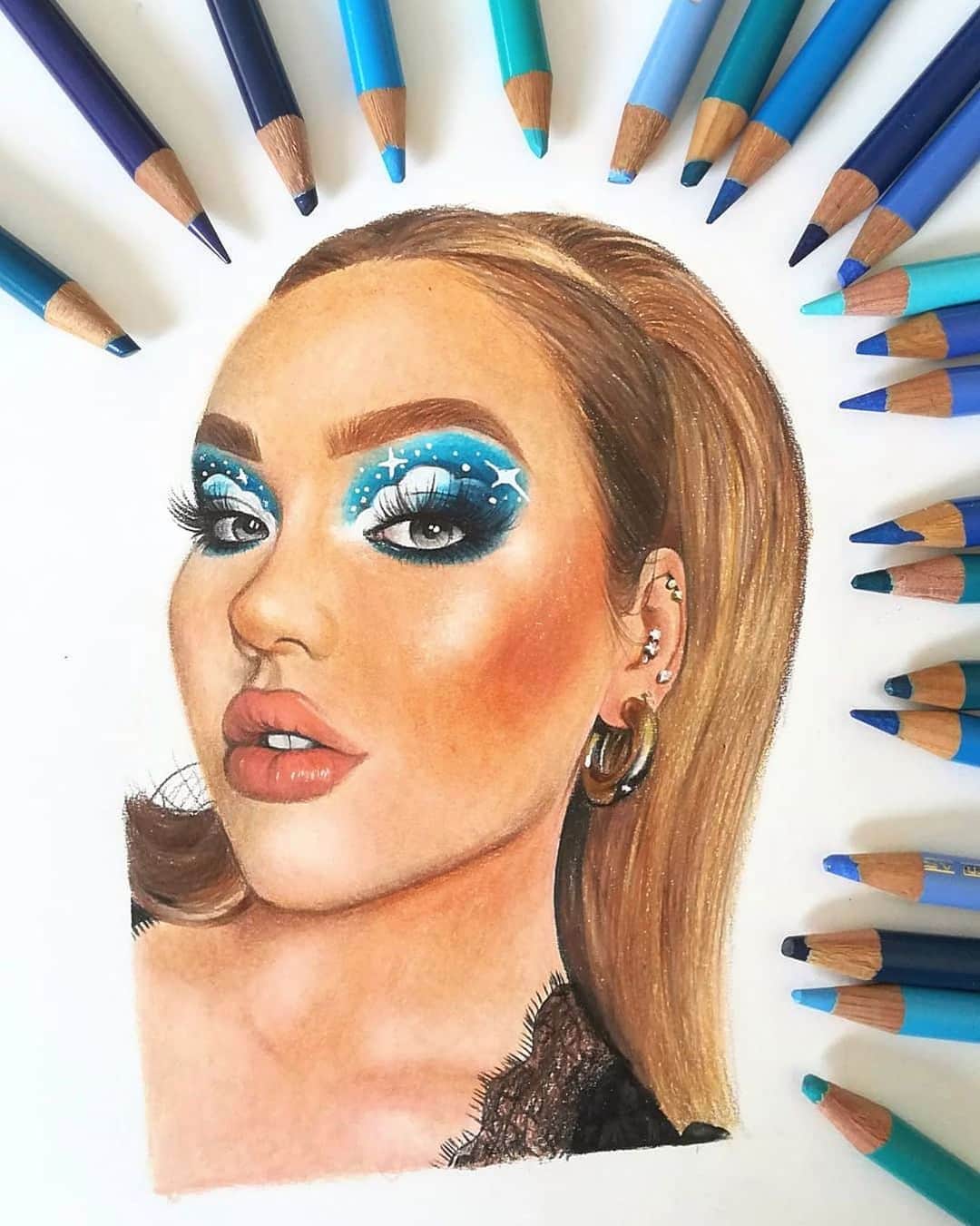YouTubeさんのインスタグラム写真 - (YouTubeInstagram)「#FanArtFriday, but make it glam. Check out this amazing art by @artist_lotti of @nikkietutorials.」8月24日 2時27分 - youtube