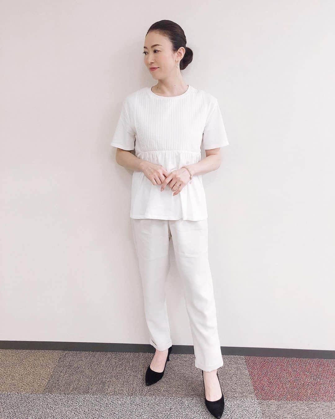 田中雅美さんのインスタグラム写真 - (田中雅美Instagram)「8月22日のメーテレ「アップ」で着用させていただいた衣装はこちらでした。  トップ、ボトム共に @zara  アクセサリー @abiste_official  #メーテレ #アップ #衣装」8月23日 17時56分 - tanakamasami_official