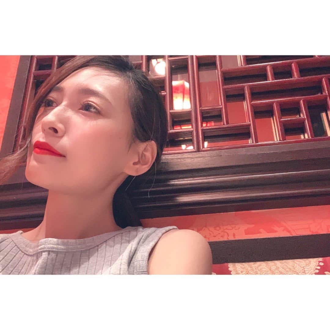 川村えなのインスタグラム：「やりたい事があるって楽しい。 自分らしくって幸せ。  みんなはどうだろう？  今月もうすぐ終わるけども、 一つでも自分らしくしたい事があったらしてみてほしい。  きっと、いつのまにか明るい雰囲気が出て、周りもいつのまにか引き寄せるよ。  幸せには沢山の幸せがくっついてくる。  いい事あれば悪い事があるとは限らない。」