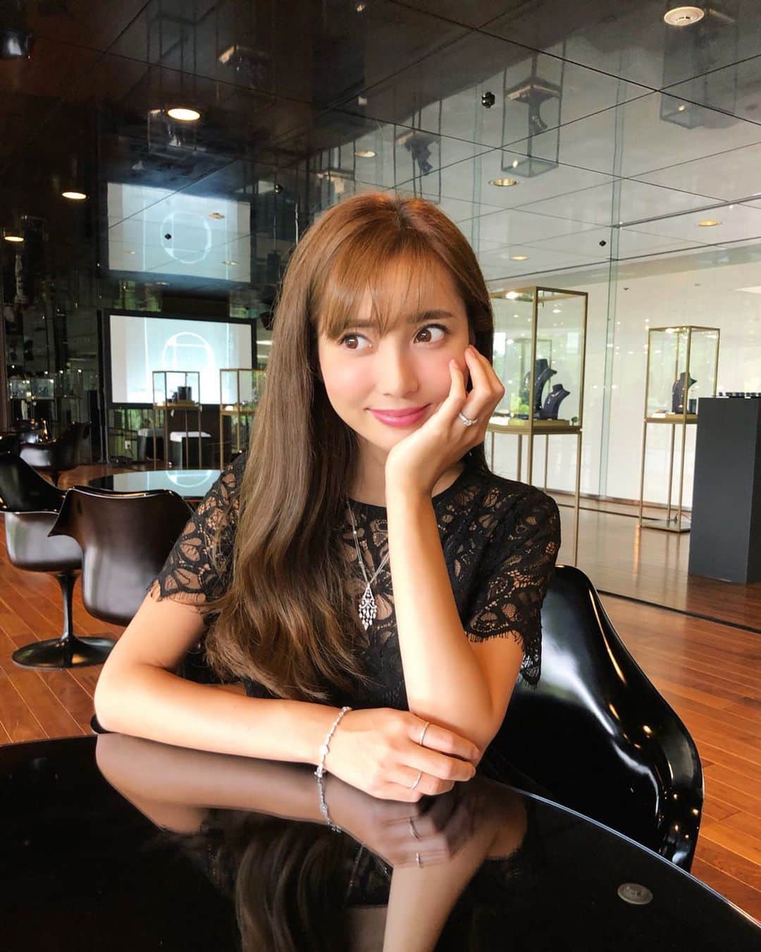 岡部あゆみのグルメインスタ