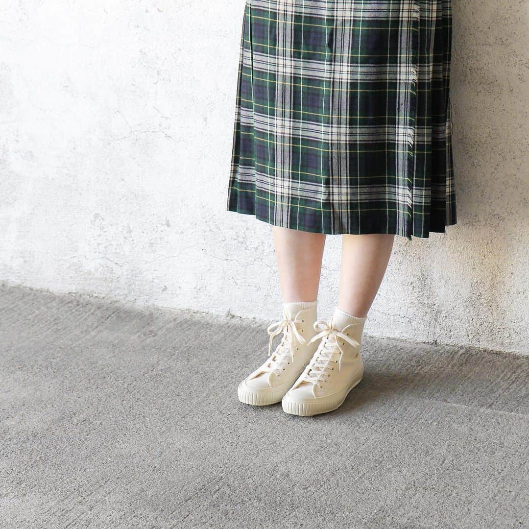MOONSTARのインスタグラム：「HI BASKET W / WHITE #moonstar #finevulcanized #hibasketw #madeinkurume」