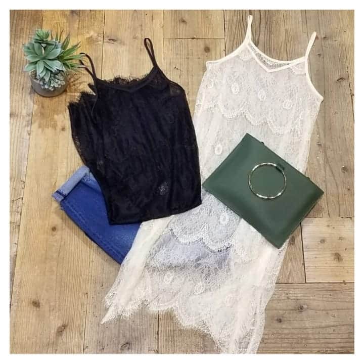 furryrate officialのインスタグラム：「【2019 autumn collection】 ▶onepiece #レースワンピース No.45022986 ブラック/ホワイト ¥6,372- . #furryrate #furry #ファーリーレート #ファーリー #ワンピース #レース #総レース #キャミワンピース #秋 #autumn #autumnfashion #autumncollection #dress」