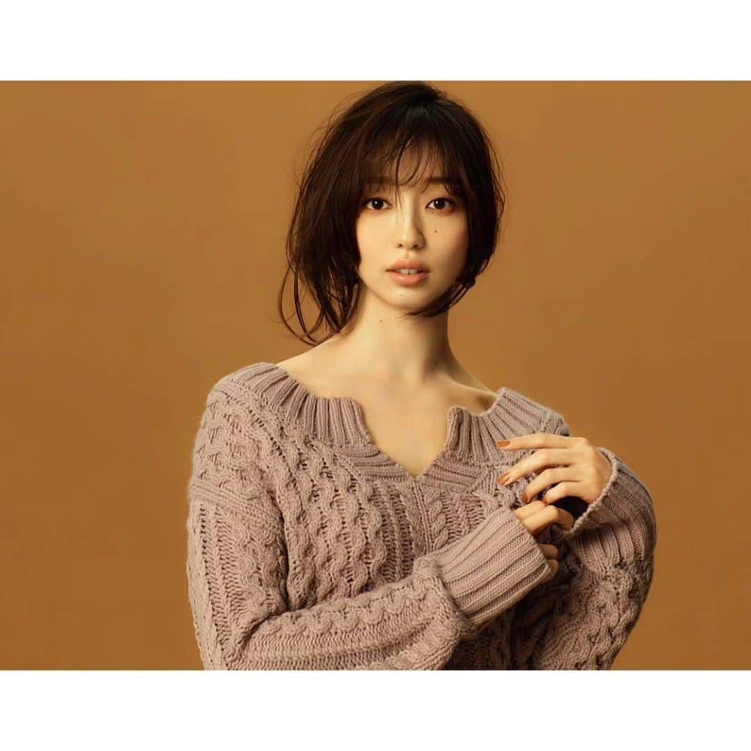 松島花さんのインスタグラム写真 - (松島花Instagram)「: (スワイプしてね👆🏻) 🍂 @nostalgia_jp meets HANA MATSUSHIMA🍂 🧥2019 AUTUMN COLLECTION👢 ノスタルジアの秋コレクション🧡 是非HP・Instagramでチェックしてください🤗 : #nostalgia #2019 #Autumn #collection #fashion #web #ノスタルジア #秋コレクション #ファッション #松島花」8月23日 20時20分 - hana_matsushima_official