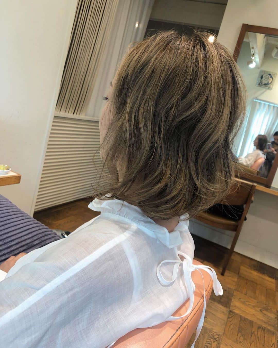 翁安芸さんのインスタグラム写真 - (翁安芸Instagram)「Hair cut and color done at roraima in Daikanyama💇🏼‍♀️💕✨ 代官山ロライマで、2ヶ月半ぶりのカット&カラーをしてもらいました☺️💓💓💓 いつも服部さんにお任せです✌🏻 #haircut #haircolor #daikanyama #roraima #ロライマ #ヘアサロン #akiweng #tokyo」8月23日 20時14分 - akinyc