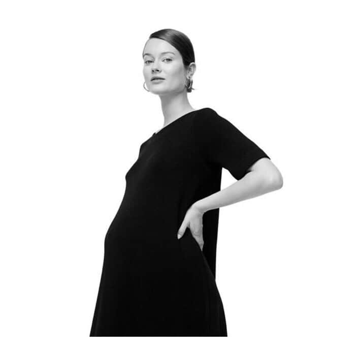 モニカ・ヤガチャクのインスタグラム：「Mama 🤰🏻⭐️🤱🏼 @jcrew x @hatchgal」
