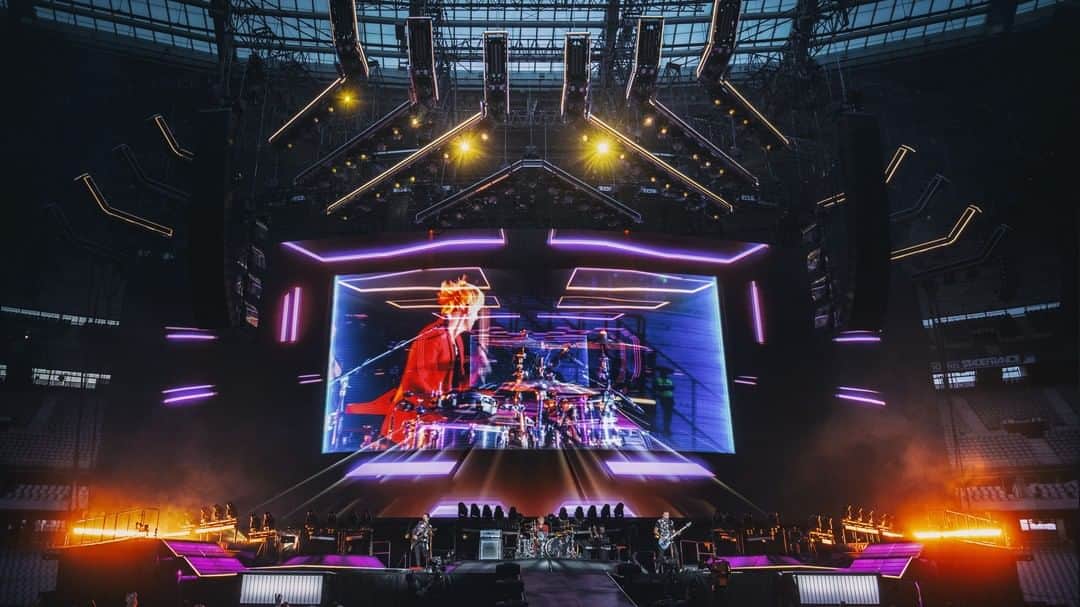MUSEさんのインスタグラム写真 - (MUSEInstagram)「Welcome to the Simulation….⠀ ⠀ #SimulationTheoryWorldTour // Photo credit: @hpvv」8月23日 21時09分 - muse