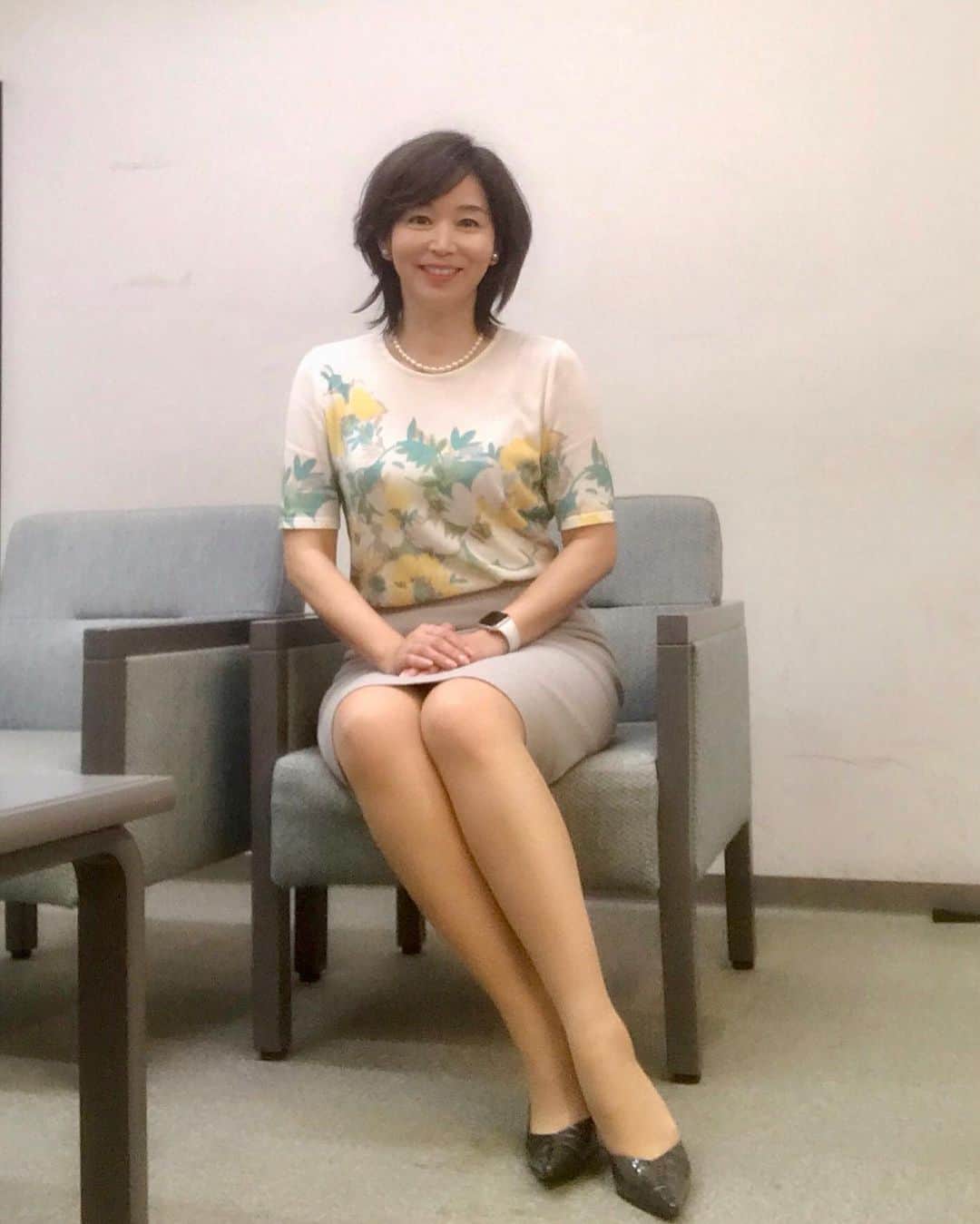 伊藤聡子 エロ 伊藤聡子さんのインスタグラム写真 - (伊藤聡子Instagram)「ten.の衣装は花柄のサマーニットとスカートでした😊  昨日高崎駅でだるま弁当を買いました😄具沢山の炊き込みご飯、美味しくて完食💕 #かんさい情報ネットten #hanaemori #高崎だるま弁当# 伊藤聡子#明日の朝は ...