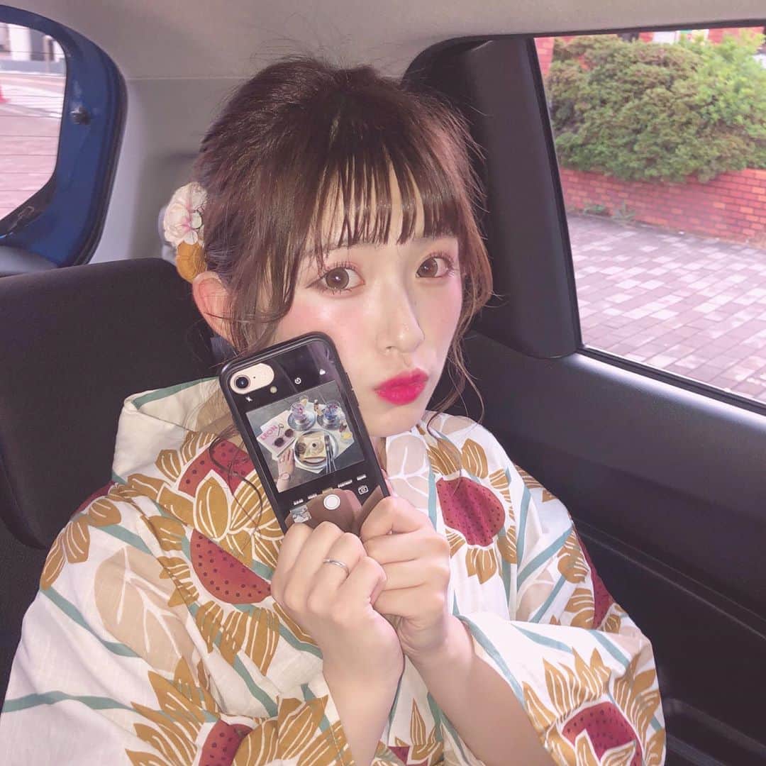 青木菜花のインスタグラム：「.﻿ .﻿ @curike_official で自分で作ったiPhoneケース届いた！！﻿ めちゃめちゃ簡単に作れてびっくり🥺💞﻿ .﻿ .﻿ #クリケ﻿ #curike #オリジナルケース #スマホケース #浴衣 #向日葵 #instalike #instagood #l4l」