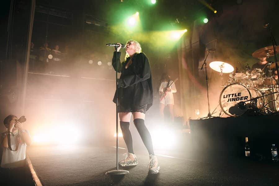 のインスタグラム：「We threw a party with @littlejinder at @pustervik. This was a pre @wayoutwestfestival warm-up. See what went down at #HostedBy on the Journal. Link in bio. 📷 @rebeckabjurmell . . . #nudiejeans #littlejinder #pustervik」