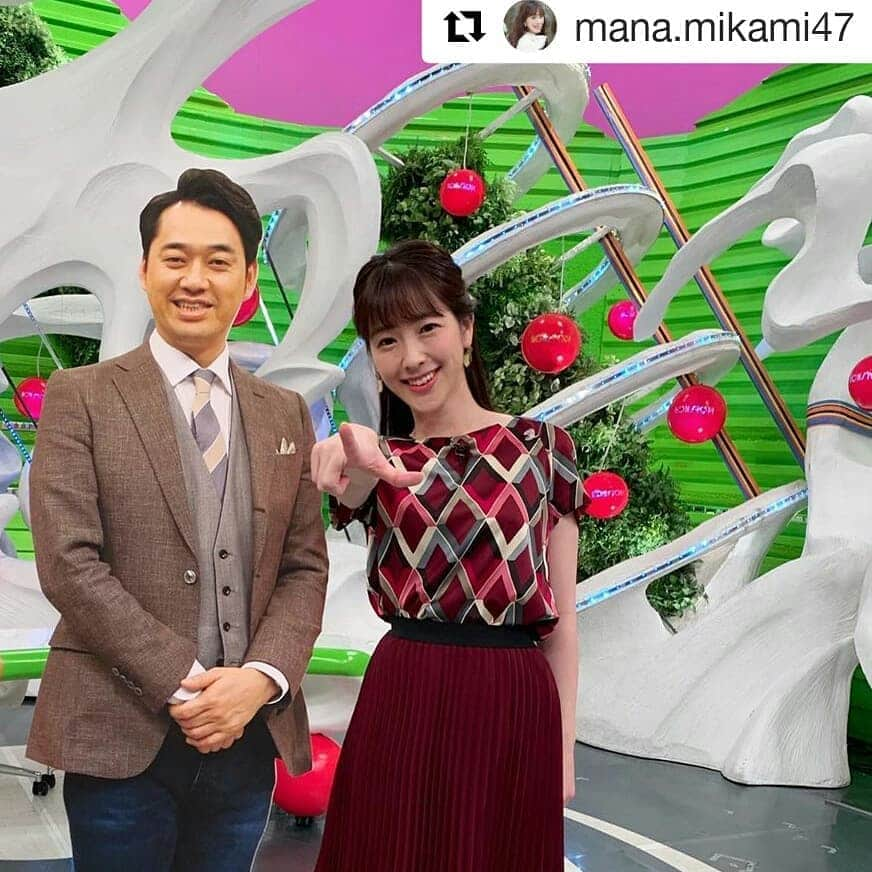 岡山放送さんのインスタグラム写真 - (岡山放送Instagram)「#Repost @mana.mikami47 (@get_repost) ・・・ * 夏休み中🍉だった設楽さん、 来週からは #ノンストップ！に帰ってきます☺︎ みなさんよい週末を〜☺︎ #恒例の設楽さんパネルと👭  #フジテレビ#FNS#8ch#OHK#岡山放送」8月23日 22時38分 - ohk_official