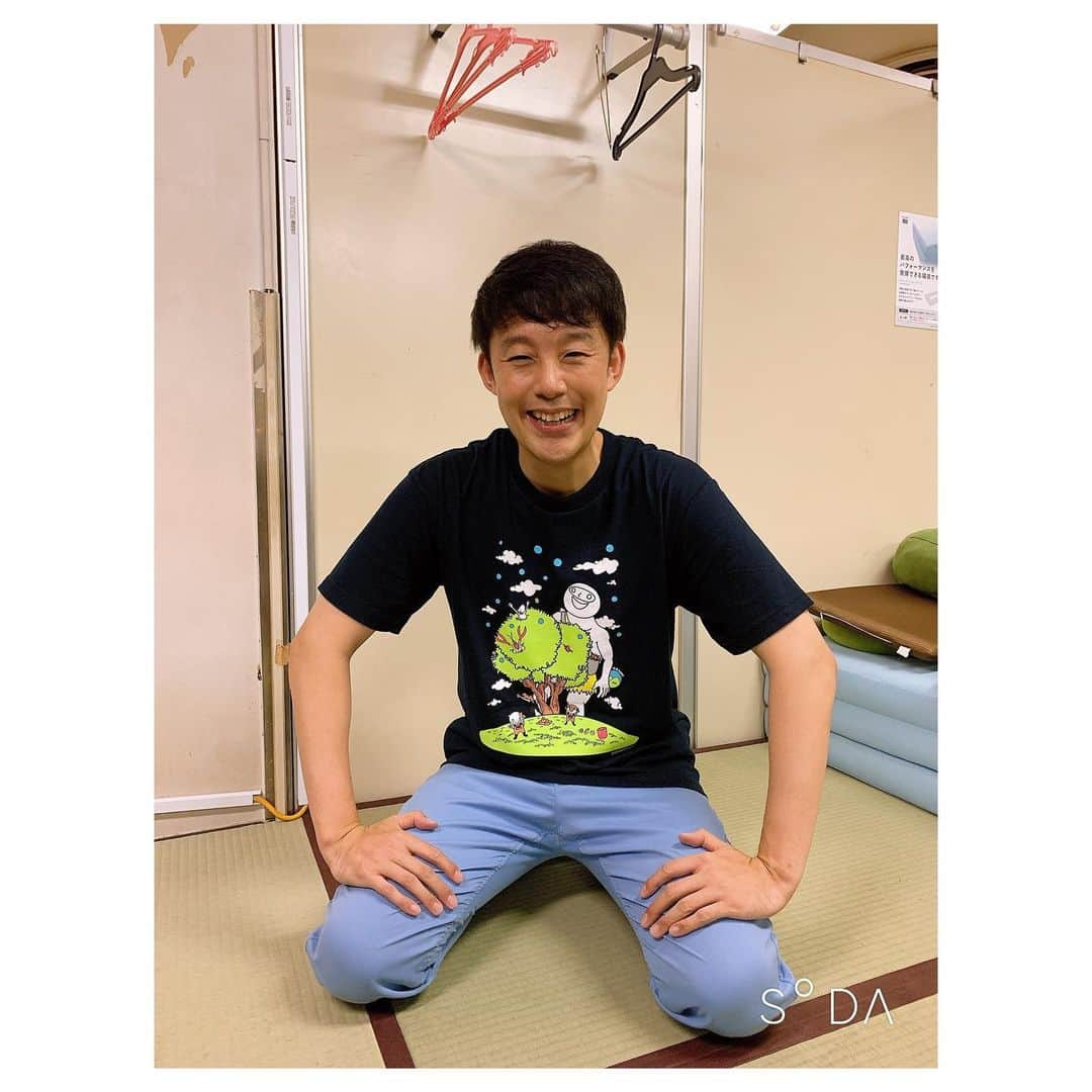 永井佑一郎さんのインスタグラム写真 - (永井佑一郎Instagram)「佐久間一行SHOW2019『GUSH！』 見させて頂きました！  41になり、ある程度色々な物を見てきましたが、やっぱりこの兄さんの単独ライブは、見た事がない物の連発で、この年齢になってもずっと嫉妬をさせてくれます！  見た事がない物は拒否反応が出てしまいがちですが、何故か佐久間さんと言う人を通すとお客さんも、全くの拒否がない。これが凄い！佐久間フィルターの凄さ！  俺も自分を縁取り、自分の良さを明確にして行きたいです！  佐久間さんお疲れ様でした！  今年も有難うございます！！」8月23日 22時48分 - yuichirou_nagai