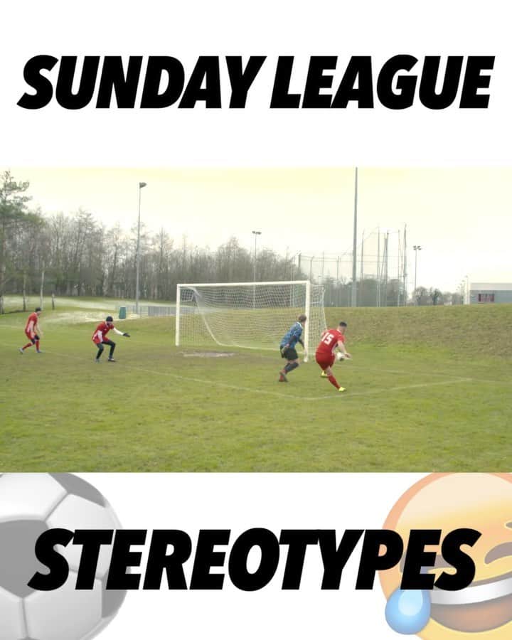F2Freestylersのインスタグラム：「That one mate who never passes is  _________ 😤🤬 #BallHog #SundayLeague」