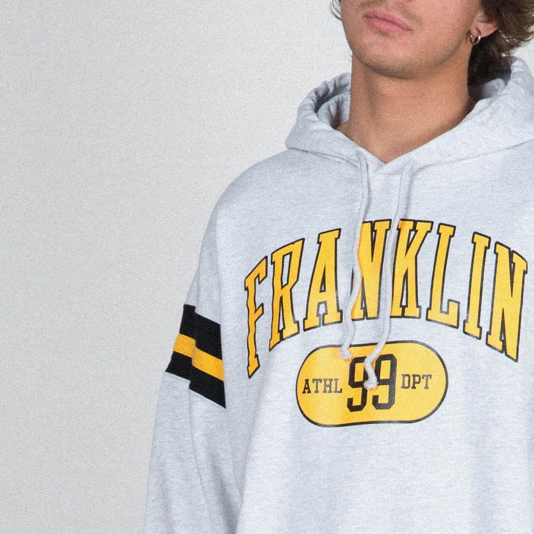 フランクリン&マーシャルのインスタグラム：「FRANKLIN & MARSHALL | SS2019 COLLECTION⁠ .⁠ SUMMER SALES⁠ .⠀⁠ #franklinandmarshall #streetwear #sportswear #summercollection」
