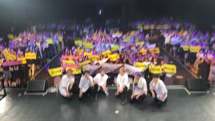 BUZZ-ER.のインスタグラム：「本日は【BUZZ-ER. 3rd ONEMAN LIVE "Black or White"】にお越しいただきありがとうございました‼️ BUZZ-ER.結成当初からの大きな目標であったZeppTokyoを達成することができました🐝🐝 それも応援していただいてるファンの皆様のおかげです‼️ 白でも黒でもないBUZZ-ER.だけの色を、これからも‼️ #BUZZ_ER #ワンマンライブ  #zepptokyo #最高のひととき」