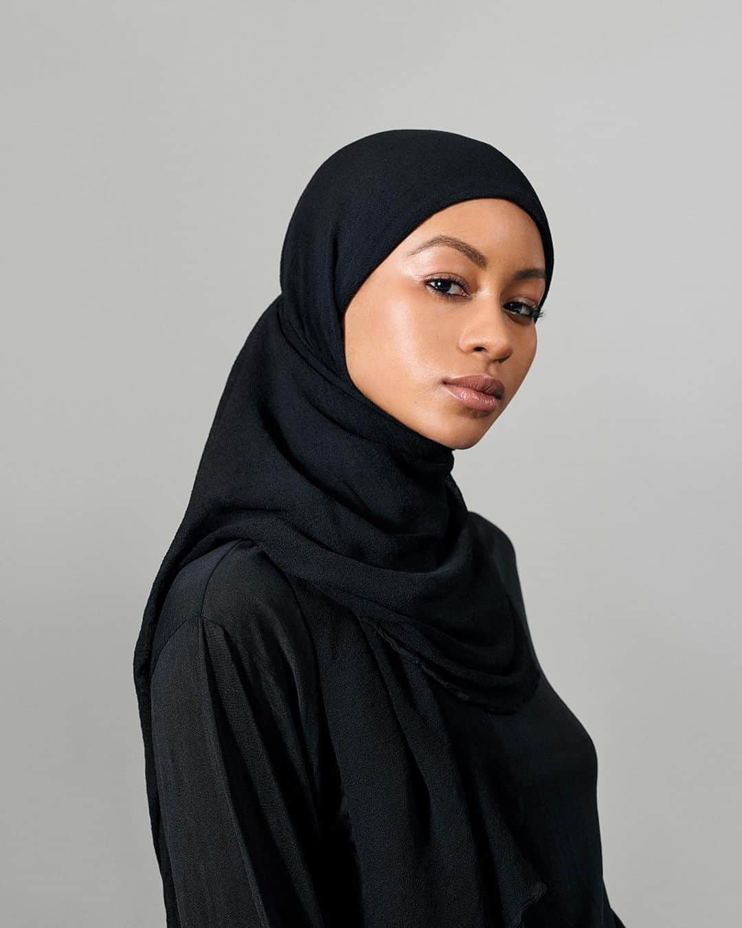 adidas Womenさんのインスタグラム写真 - (adidas WomenInstagram)「“Wearing a hijab is empowering because I get to own my identity.” -Kadija Diawara​ (@kadijadiawara) . See more at adidas.com/Pharrell .​ #NowIsHerTime #adidasPharrellWilliams #adidasOriginals #adidasWomen」8月24日 1時08分 - adidaswomen