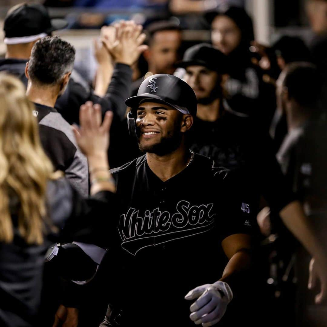 シカゴ・ホワイトソックスさんのインスタグラム写真 - (シカゴ・ホワイトソックスInstagram)「Back in black.」8月24日 11時32分 - whitesox