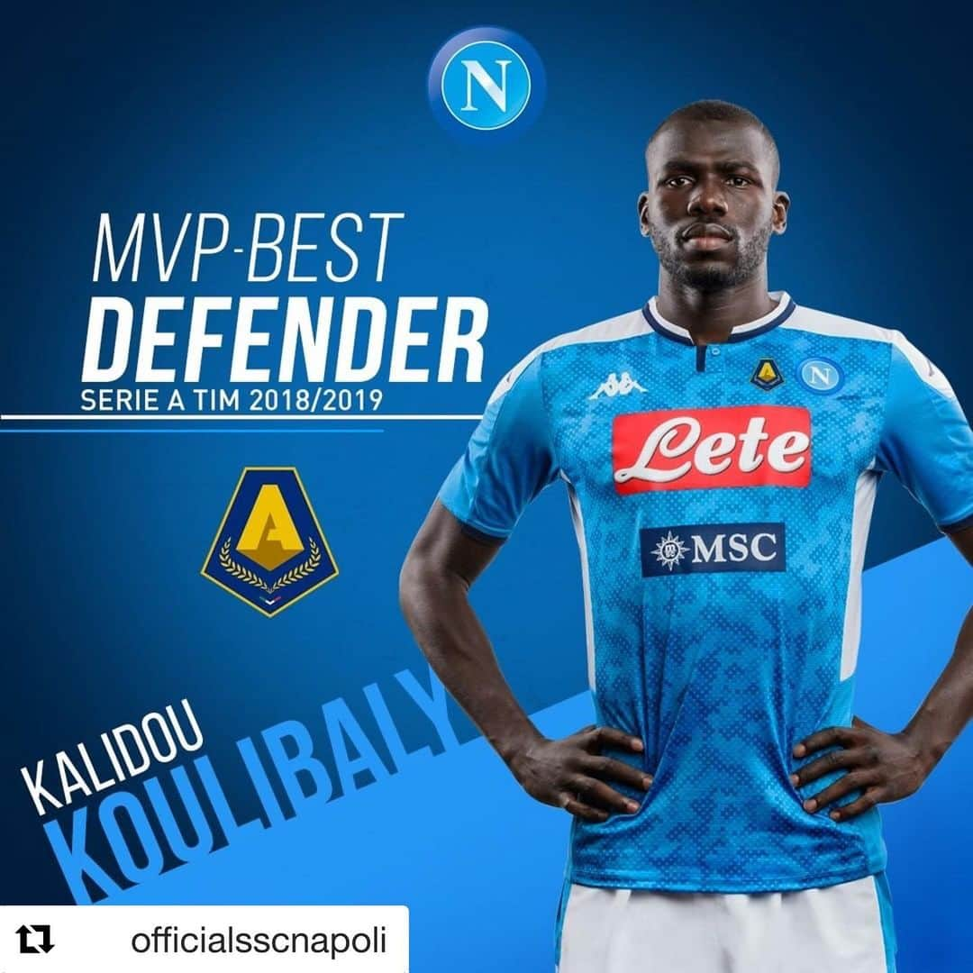 カリドゥ・クリバリさんのインスタグラム写真 - (カリドゥ・クリバリInstagram)「Proud 💪🏿 #MVP ⚽️ #BestDefender 💙 #SerieA 🇮🇹」8月24日 2時59分 - kkoulibaly26