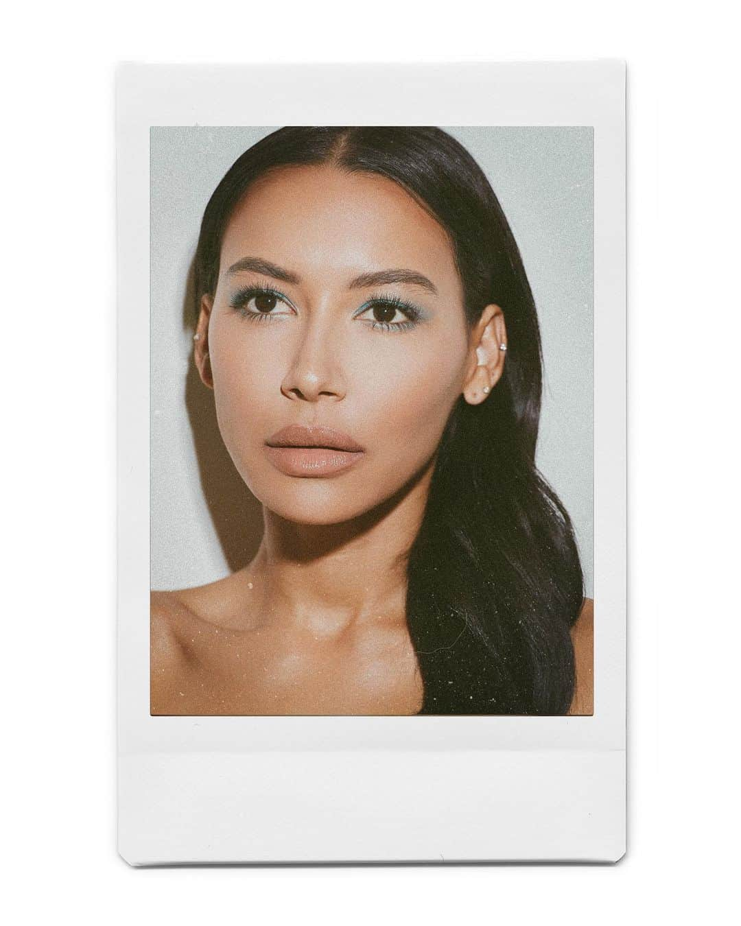 ナヤ・リヴェラさんのインスタグラム写真 - (ナヤ・リヴェラInstagram)「Shopping for new makeup. What should I get?!」8月24日 3時26分 - nayarivera