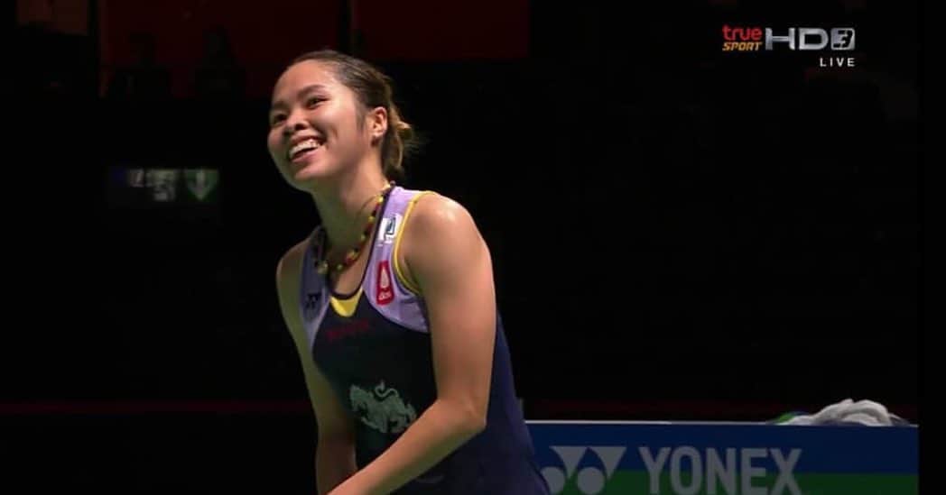 ラチャノック・インタノンのインスタグラム：「Semi final ! After long long years 🇹🇭🖤 #totalbwfwc2019」
