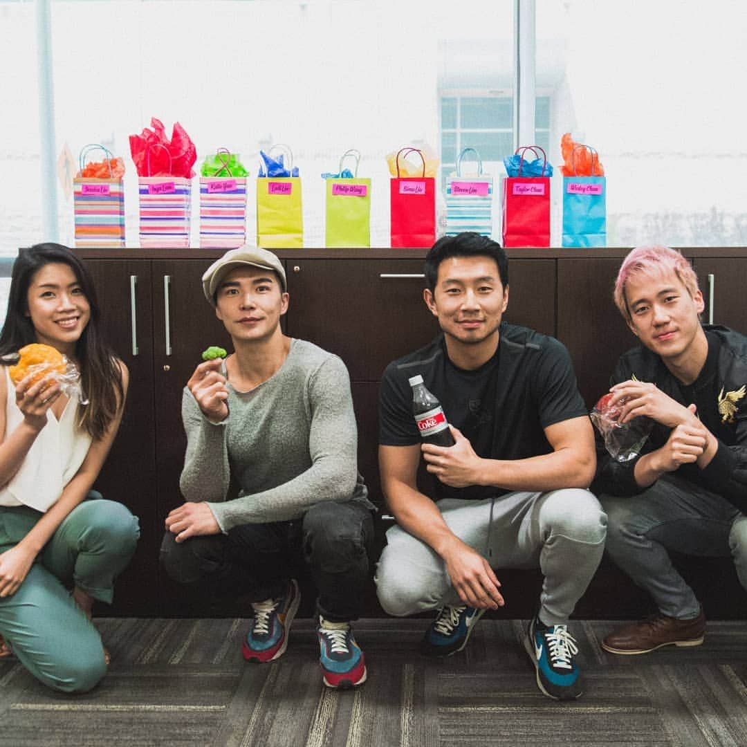ルーディ・リンのインスタグラム：「Truer words are hard to find @simuliu. Everywhere on screen we see the token Asian syndrome. Btw to ALL MEDIA out there, there is no quota of one, NO UPPER LIMIT to the number of Asian faces you can show. WE WILL COME OUT TO SUPPORT. Don’t be shy, we treat you nice 😁 No lone Asian left behind. // Perfect example - CONGRATS to our good friend @instageorgey teaming up with the petrifying @creepypuppet on the next freight fest. Much love and this time FEAR to brothers and sisters. #invazn」