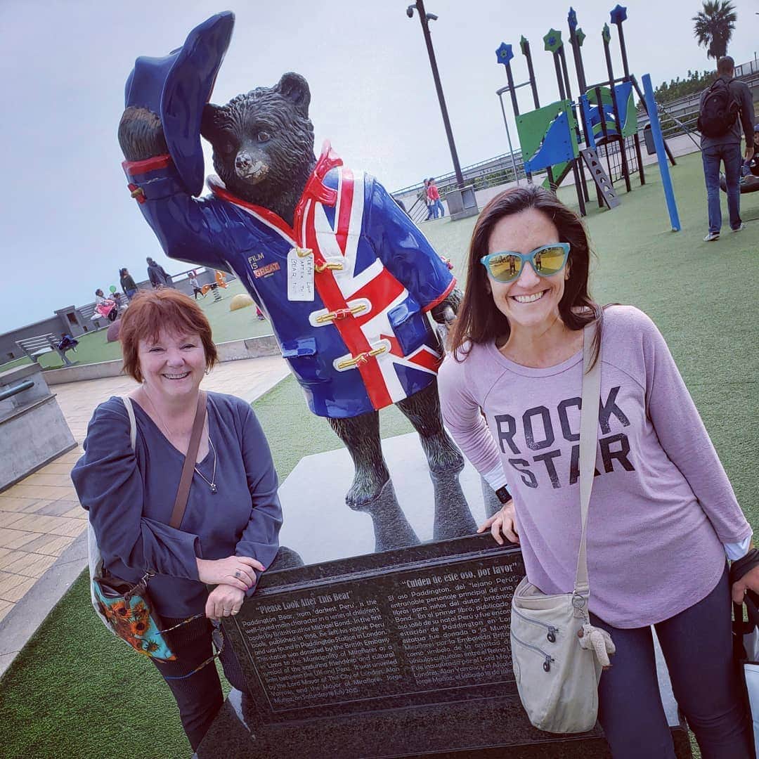 PJクォンさんのインスタグラム写真 - (PJクォンInstagram)「Who knew that Paddington Bear was from Peru? Just another cool memory from #lima2019 #jugamostodos @vanwagner_productions」8月24日 5時57分 - pjkwong