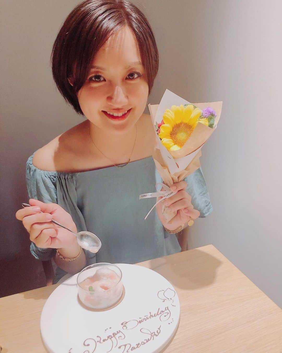 麻生夏子のグルメインスタ