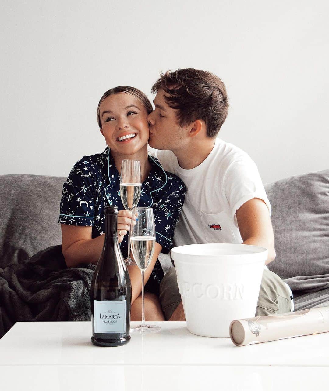 トーリ・ウェブスターのインスタグラム：「Movies + popcorn are truly the foundation of how @adammadrzyk and I fell in love! ♥️✨🍿 It was the very first thing we knew we had in common. Tonight, to make an everyday moment sparkle we poured some @lamarcaprosecco_ca to spice up our movie date night. This refreshing, and crisp prosecco is the perfect addition to any cozy night in. I never need an excuse to celebrate love, and life! 🍾🥂🥰#MakeEveryDaySparkle #Ad」