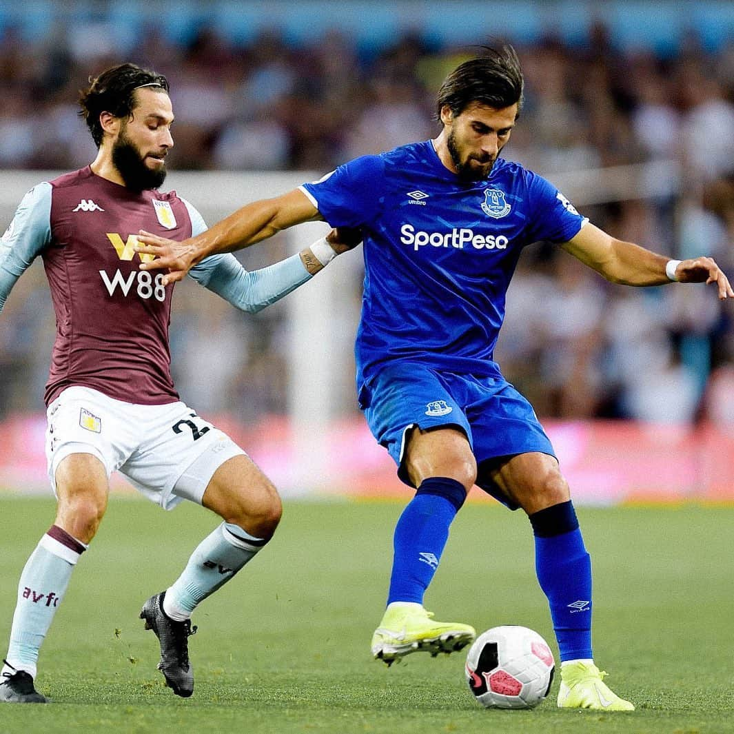 アンドレ・ゴメスさんのインスタグラム写真 - (アンドレ・ゴメスInstagram)「🔵 Tough defeat tonight. It's hard to find an explanation for what happened. On Wednesday we've a good chance to bounce back. 💪🏻 @Everton  #COYB #GoToffees」8月24日 8時37分 - aftgomes21