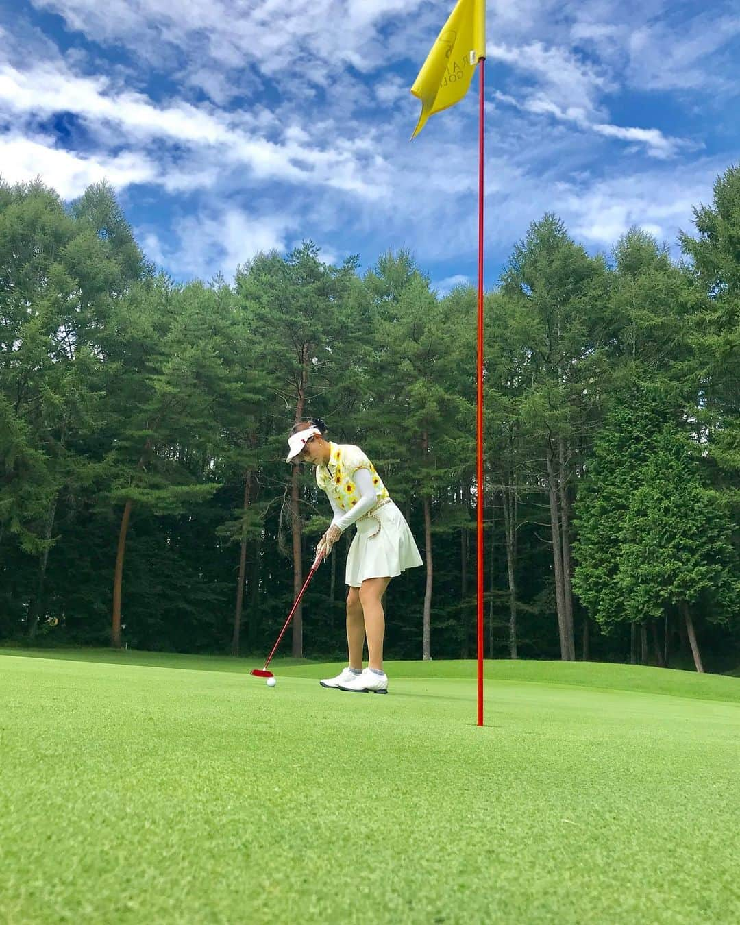 箕輪玖美さんのインスタグラム写真 - (箕輪玖美Instagram)「軽井沢へゴルフに⛳️ グランディー軽井沢…109 倶楽部我山…109 軽井沢エクシブに宿泊して、美味しいお食事もいただきました😊  やっぱりエクシブは良い〜❤️ #軽井沢 #バケーション #ゴルフ好きな人と繋がりたい  #ゴルフ女子 #アウトドア大好き #エクシブ軽井沢ムセオ  #倶楽部我山 #グランディー軽井沢森泉コース  #エクシブ #エンジョイ #golf #vacation  #xiv #instapic」8月24日 8時58分 - kumi.111