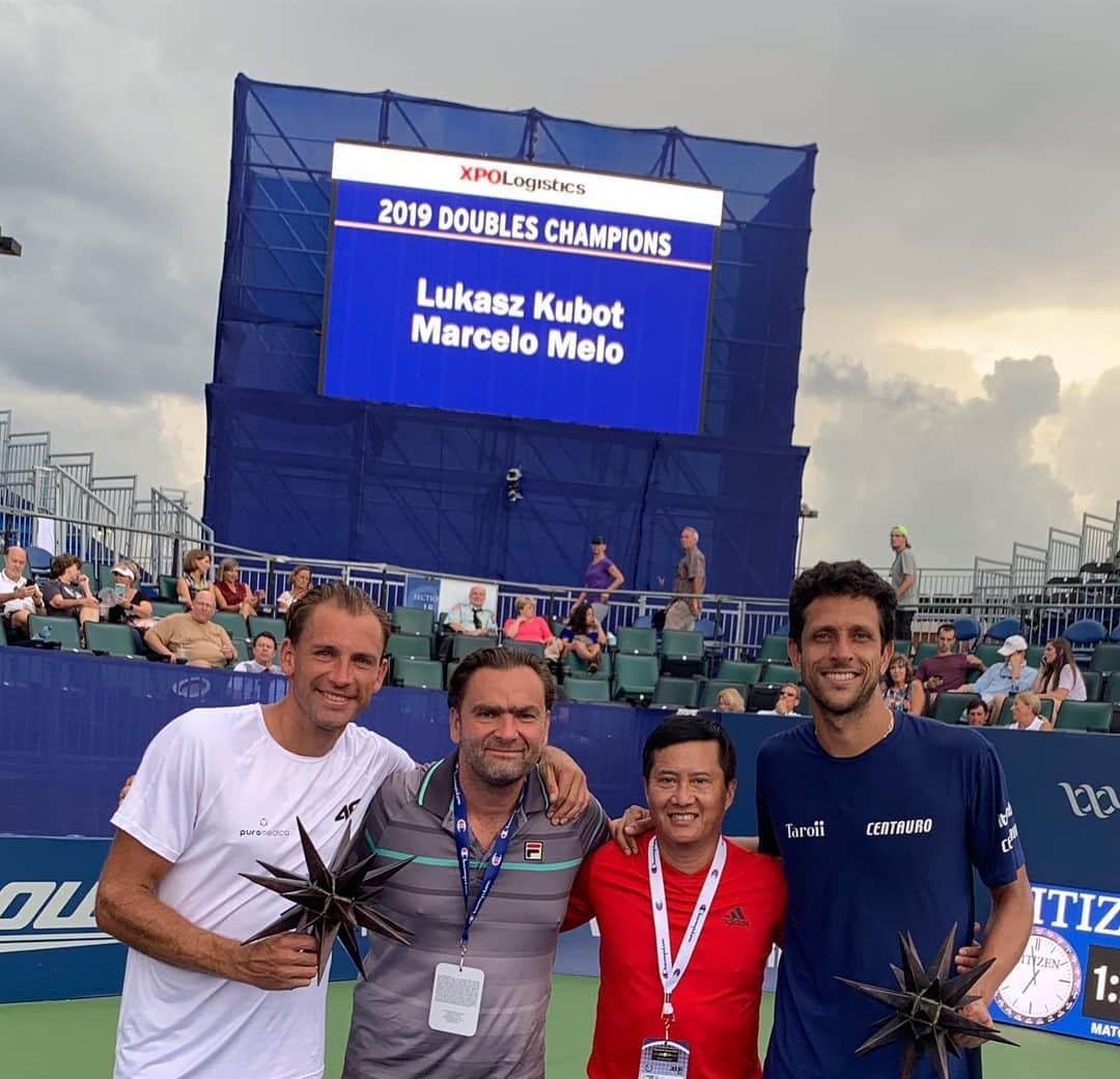 マルセロ・メロさんのインスタグラム写真 - (マルセロ・メロInstagram)「Campeãaaaaaaao !! Vaaaaamos, mais 🏆 p nos !! Come on 💪🏻💪🏻💪🏻 . . @centauroesporte @itambe @meubmg @taroiigroup @orfeucafes #cbt #melokubot #somostodosgirafa #33」8月24日 9時16分 - marcelomelo83