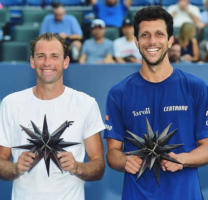 マルセロ・メロさんのインスタグラム写真 - (マルセロ・メロInstagram)「Campeãaaaaaaao !! Vaaaaamos, mais 🏆 p nos !! Come on 💪🏻💪🏻💪🏻 . . @centauroesporte @itambe @meubmg @taroiigroup @orfeucafes #cbt #melokubot #somostodosgirafa #33」8月24日 9時16分 - marcelomelo83