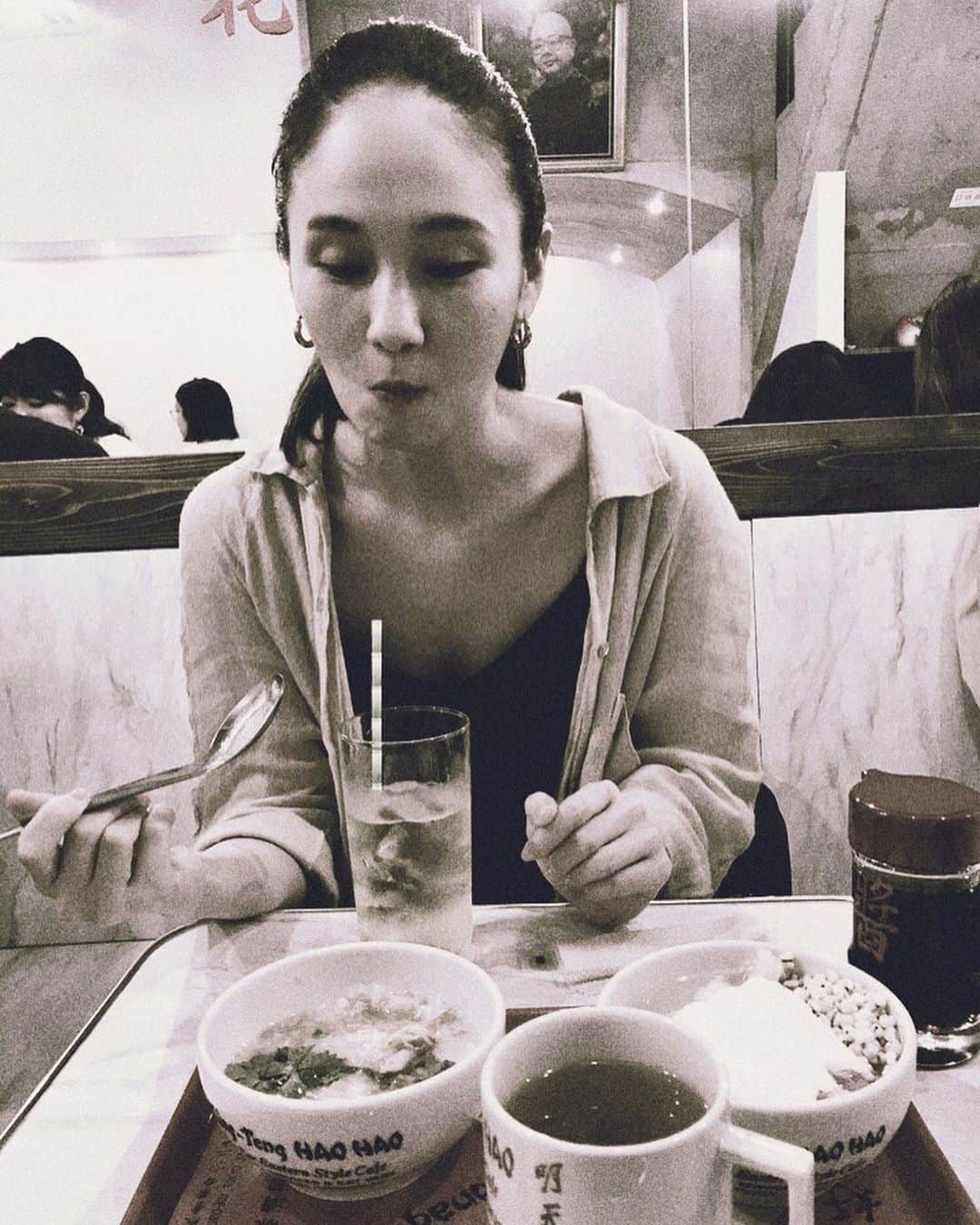 秦まり子さんのインスタグラム写真 - (秦まり子Instagram)「at Ming-Teng HAO HAO🥡」8月24日 9時47分 - marikohata_