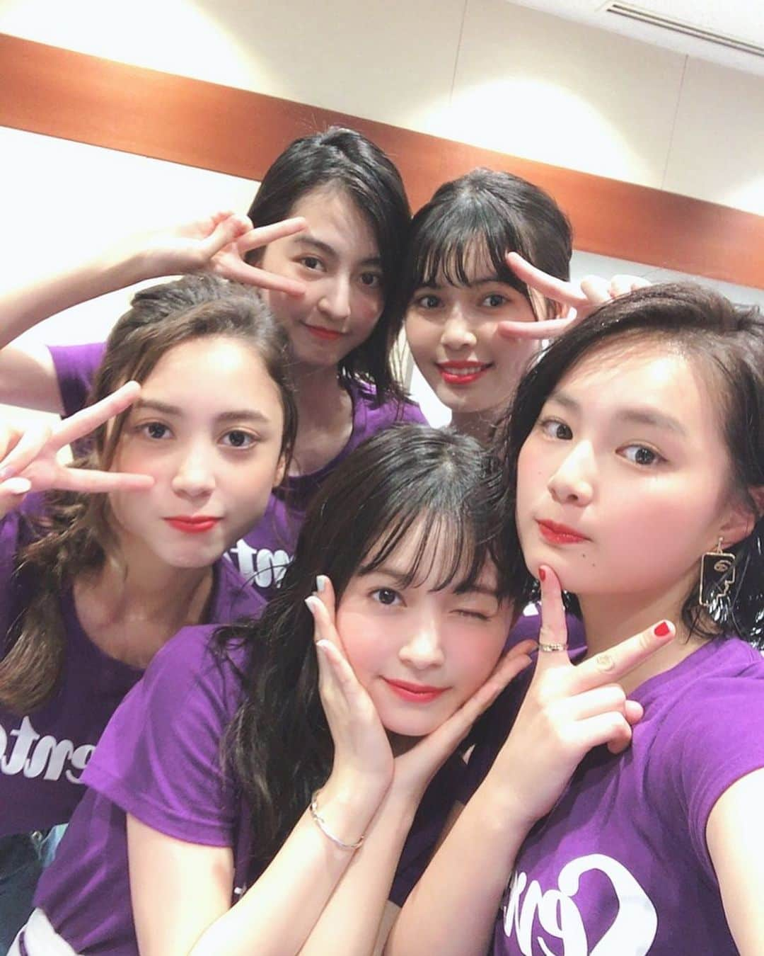 箭内夢菜さんのインスタグラム写真 - (箭内夢菜Instagram)「︎︎︎︎✌︎ team同い年🙋🏻‍♀️ teamむらさき💜  #seventeen  #STニュース」8月24日 10時12分 - yumenayanai_official