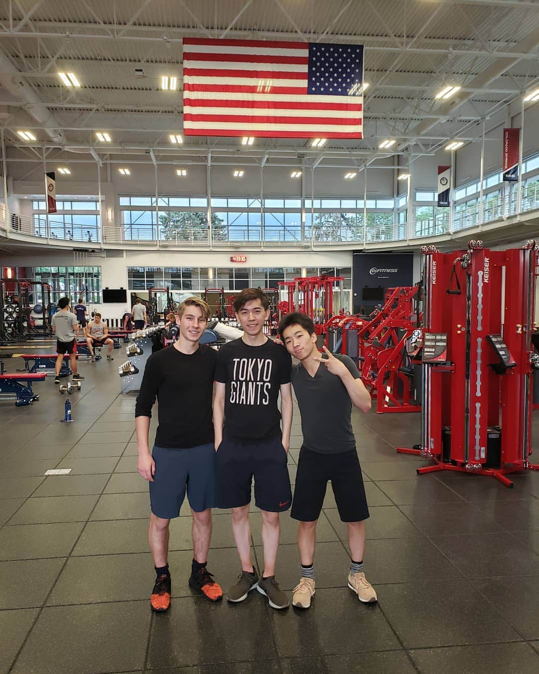 ヴィンセント・ゾウのインスタグラム：「It's my last day in Colorado Springs before I leave for Champs Camp and college... So many opportunities await, and I'm full of hope and excitement for the future. Bye for now, Colorado! . (Sorry, Camden couldn't make it today😔)」
