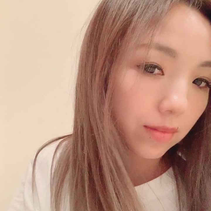 宏実のインスタグラム：「色落ち&パサついてた髪をいつもの @026zeroniroku さんでメンテ。とってもいい色になったし、魔法みたいなトリートメントのお陰で髪の毛生き返った😍✨💇‍♀️ 長年お世話になってる よしおくん @yoshio0922 いつもありがとう😊♡ 026さんに行くといつも面白い繋がり、発見や遭遇があって不思議☺️ #hairtreatment #haircolor #zeroniroku #話のネタは全裸監督 #この後謎の高熱」
