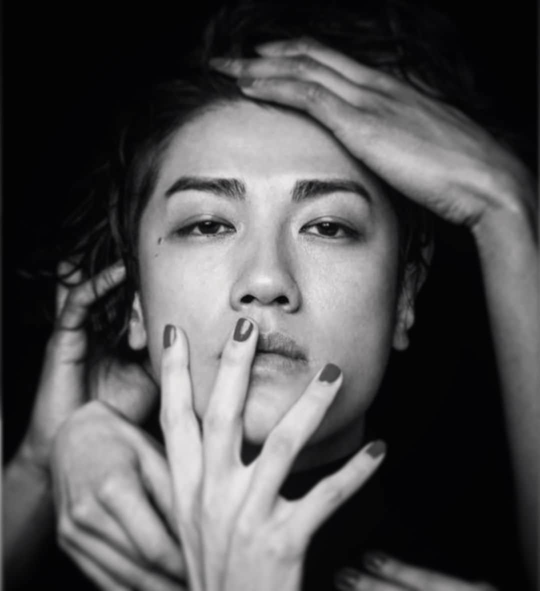 赤西仁さんのインスタグラム写真 - (赤西仁Instagram)「One of my artworks.  さてぼちぼちもろもろ動くか。。 でもまだ言っちゃダメだからって色んな人に止められてる写真。  これもう使ったけどこれ次のアルバムのジャケットにしたいんだけどダメか？  #Artwork #Pic #写真 #しゃしーん #JINAKANISHI #赤西仁 #さてと #ぼちぼち」8月24日 15時07分 - jinstagram_official