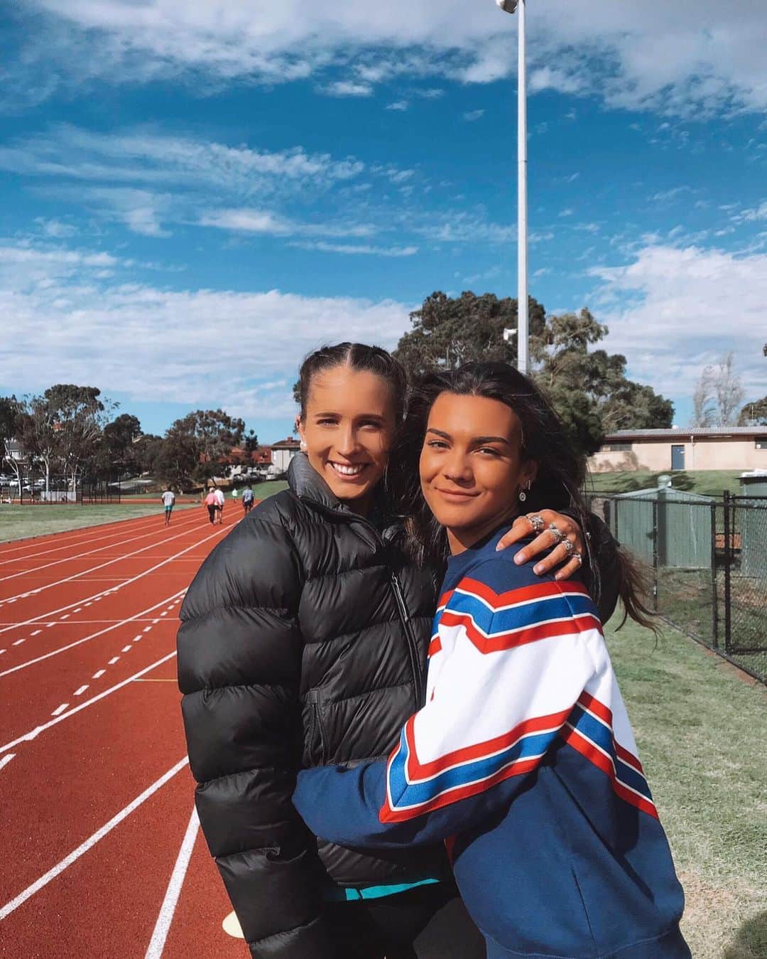 Maddie COATESのインスタグラム：「My little cheerleader ✨」