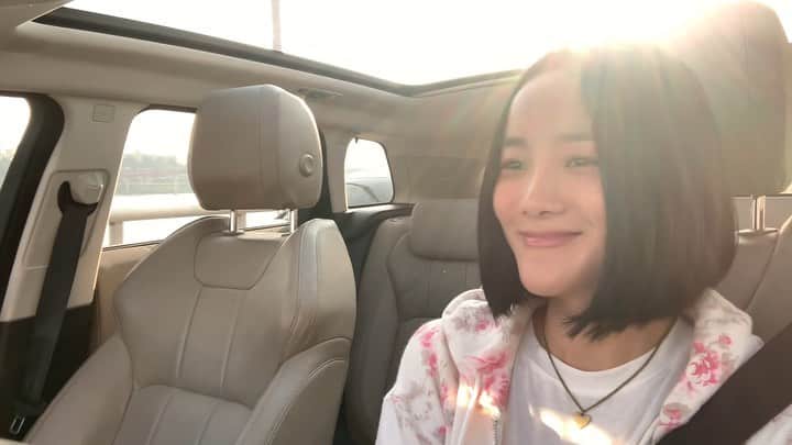 キム・ボヒョンのインスタグラム：「Can’t Take My Eyes Off You 😎😳💘 . . #happy #saturday  #fullvideo  #youtube 🏘」