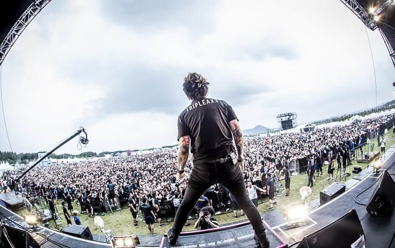 MAH さんのインスタグラム写真 - (MAH Instagram)「TRIPLE AXE TAKEOVER at WILD BUNCH FEST.2019  #SiM #coldrain #HEYSMITH #TAT2019  #wbfest  Photo @hayachinphoto」8月24日 16時29分 - mahfromsim