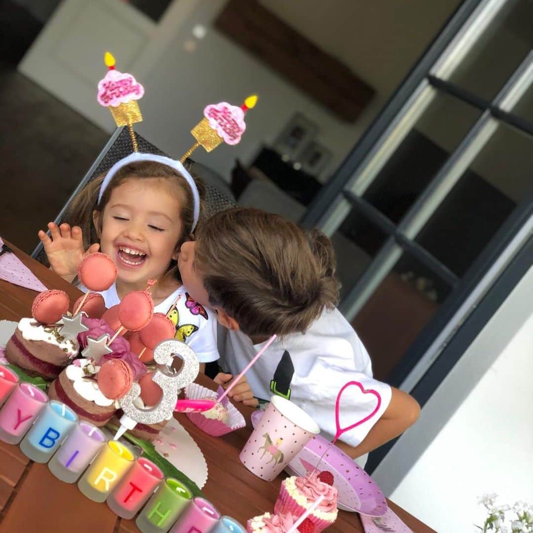のインスタグラム：「iyi ki... ❤️」