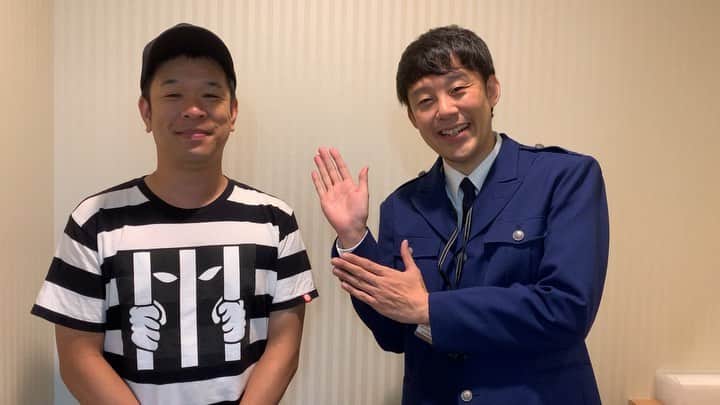 のインスタグラム：「プラス・マイナス兼光のツイッターのエアコンの動画、ほんと何回も見てしまうんです。  本人に伝えました。  #プラスマイナス兼光 #佐久間一行 #大宮ラクーンよしもと劇場」