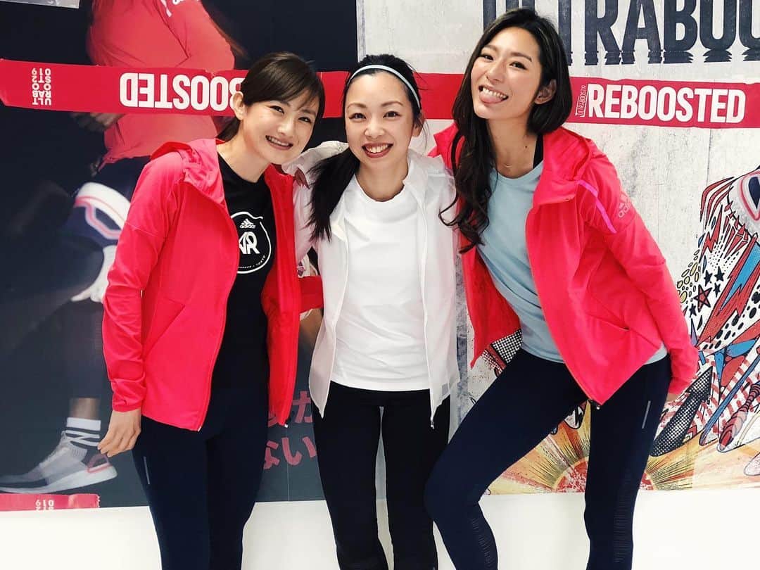 のインスタグラム：「❇️Run For The Friendship❇️ 9月は友情のために毎日2km走るランニングチャレンジを企画します🏃‍♀️💥 もちろんそれ以上走っても良いし、走るのが遅くても問題ありません！大切なのは続ける事⚠️💯気持ちが負けそうな時はお友達の事を考えてみて‼️‼️あなたのお友達は、あなたとの友情を築く為に走っています👊🏻✨この挑戦を共に経験することであなた達の絆はもっともっと深いものになる😊 - 🔸お友達を誘ってこのチャレンジに参加しよう👭 🔸毎日2km、友情の為に走ろう🏃‍♀️💥 🔸1ヶ月のうちに2回はパートナーと一緒に走ろう(離れていれば、同じ時間や連絡を取り合うだけでも🙆‍♀️)身体を動かしながらお喋りをしてお互いの近況報告をするのってとっても楽しいよ！ 🔸9月30日の夜、時間の合う人は皇居に集合！毎日走っていた集大成として私と一緒に10km走りましょう🏃‍♀️時間と場所はまたストーリーやポストでアップします - 誰だって弱い時はあるし気持ちが落ちる事もある。私たちはお互いをサポートし合える✨そして運動を日常に取り入れる事で身体とともに心も強くなる。一緒に汗をかくことで繋がる絆を体験しよう🤝♥️ 私はランニングを通して深まった友情を持っています👭何か話したい事があると走ろうと言って誘うお友達がいる😊走る事でポジティブになるし、同じ経験をシェア出来るし、同じ達成感を味わえる！ 自分自身の為に、友情のために走ってみませんか😉？ - あなたが走っている時、下のハッシュタグを付けてアップしてね！#ConnectThruSweat #RunForTheFriendship 🔥🔥🔥」