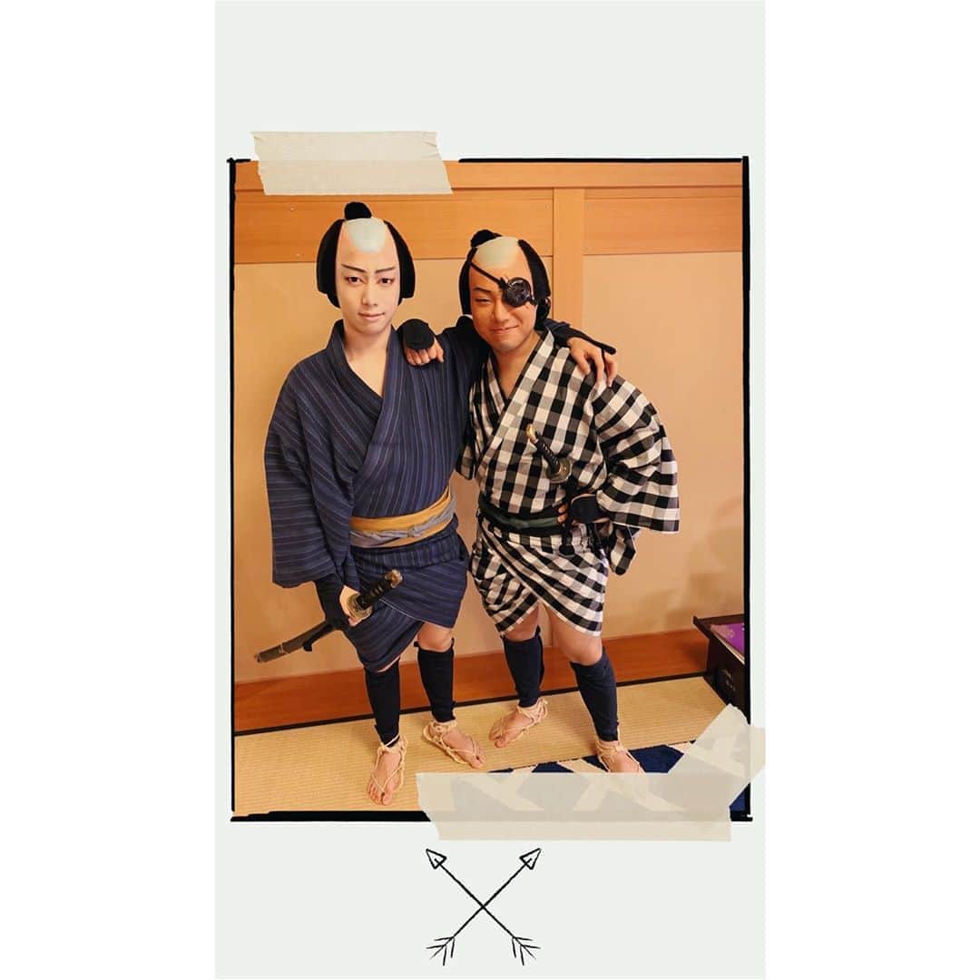 片岡千之助のインスタグラム：「今月、楽屋の入りから出まで ずーっと一緒の鷹之資くん！ 去年の三社祭以来、 唯一無二の同級生コンビです！ これからずっと一緒に舞台に立たせて いただけるように努めて参ります！ #中村鷹之資 #大ちゃん #天王寺屋 #森の石松 #石松三五郎」