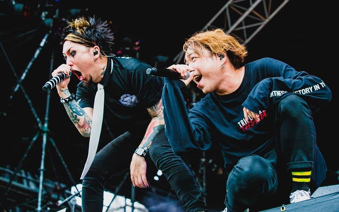 MAH さんのインスタグラム写真 - (MAH Instagram)「TRIPLE AXE TAKEOVER at WILD BUNCH FEST.2019  #SiM #coldrain #HEYSMITH #TAT2019  #wbfest  Photo @yamada_mphoto」8月24日 19時18分 - mahfromsim