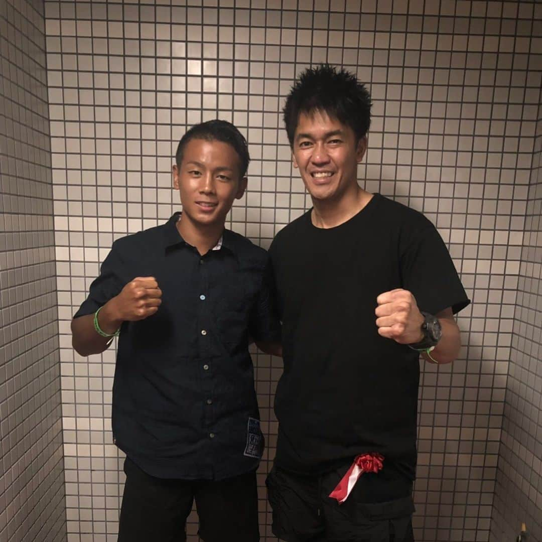 武居由樹さんのインスタグラム写真 - (武居由樹Instagram)「武井壮さんとやっと会えました！ 武井さんありがとうございます！ #k1 #k1wgp  #武井壮 さん #武居由樹」8月24日 19時23分 - yoshikitakei712