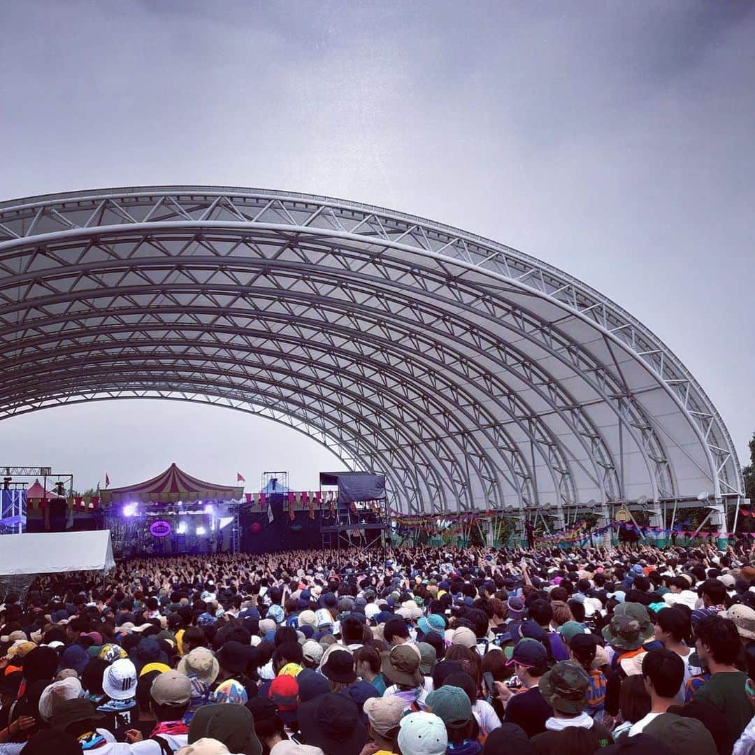 新井和輝のインスタグラム：「MONSTER baSH 2019 有難う😎😎 #んぐぬー」