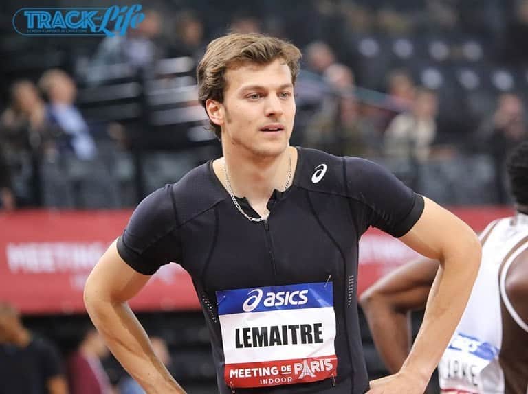 クリストフ・ルメートルのインスタグラム：「Sentiments contrastés ce soir au @meetingparis. Je fini mon 200m en 20s40, record de la saison et minima.... IAAF. Les minimas de la @ffathletisme sont à 20s35. Mon sort est maintenant aux mains de la fédération qui décideront si, oui ou non, ils me sélectionneront en individuel. Pour revenir à ma course, je le suis senti mieux comparé à mes dernières sorties et la forme revient petit à petit, bien que tardive. Maintenant, place à l’entraînement pour être prêt pour les championnats du monde de Doha pour au moins répondre présent pour le relais français. Merci au public présent pour leur soutien. #asics #imoveme #athletisme #competition #200m 📸 @track_and_life」