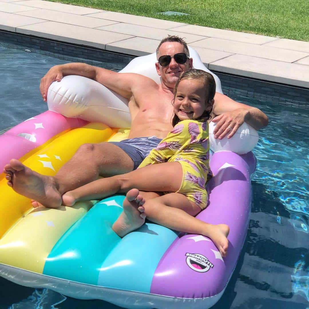 ルーク・ドナルドのインスタグラム：「Hey @philmickelson you got any of that Haut-Brion left over? 😎🌈🍷👨‍👧」