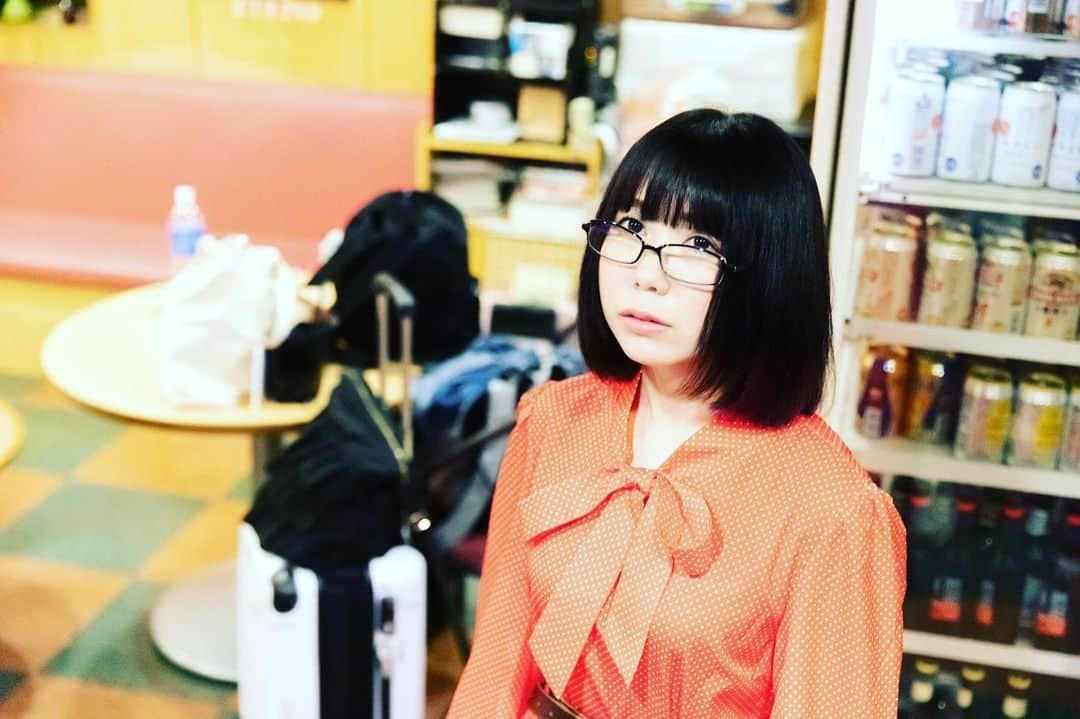 松永天馬さんのインスタグラム写真 - (松永天馬Instagram)「‪【解禁】‬﻿ ﻿ ‪短編映画‬﻿ ‪#松永天馬「#脱がない男」‬﻿ ﻿ ‪#松永天馬殺人事件 同時上映で話題を集めた映画が9/4リリースの松永天馬ニューアルバム「#生欲」初回盤DVDに全編収録。﻿ 2/14ライヴヴィデオとともにお楽しみ下さい。ご予約お早めに。﻿ ‪https://www.temma.club/seiyoku‬﻿ ﻿ ‪「脱がない男」‬﻿ ‪監督：#ALi（anttkc） ‬﻿ ‪朗読詩 ：松永天馬‬﻿ ‪出演： 松永天馬 #星美りか ‬﻿ ‪#神田初音ファレル / ‬﻿ #‪絵恋ちゃん  #ルアン（#電影と少年CQ） #エド・マエ（#メリーメリー♡ファンファーレ） ‬」8月24日 21時58分 - urbangarde