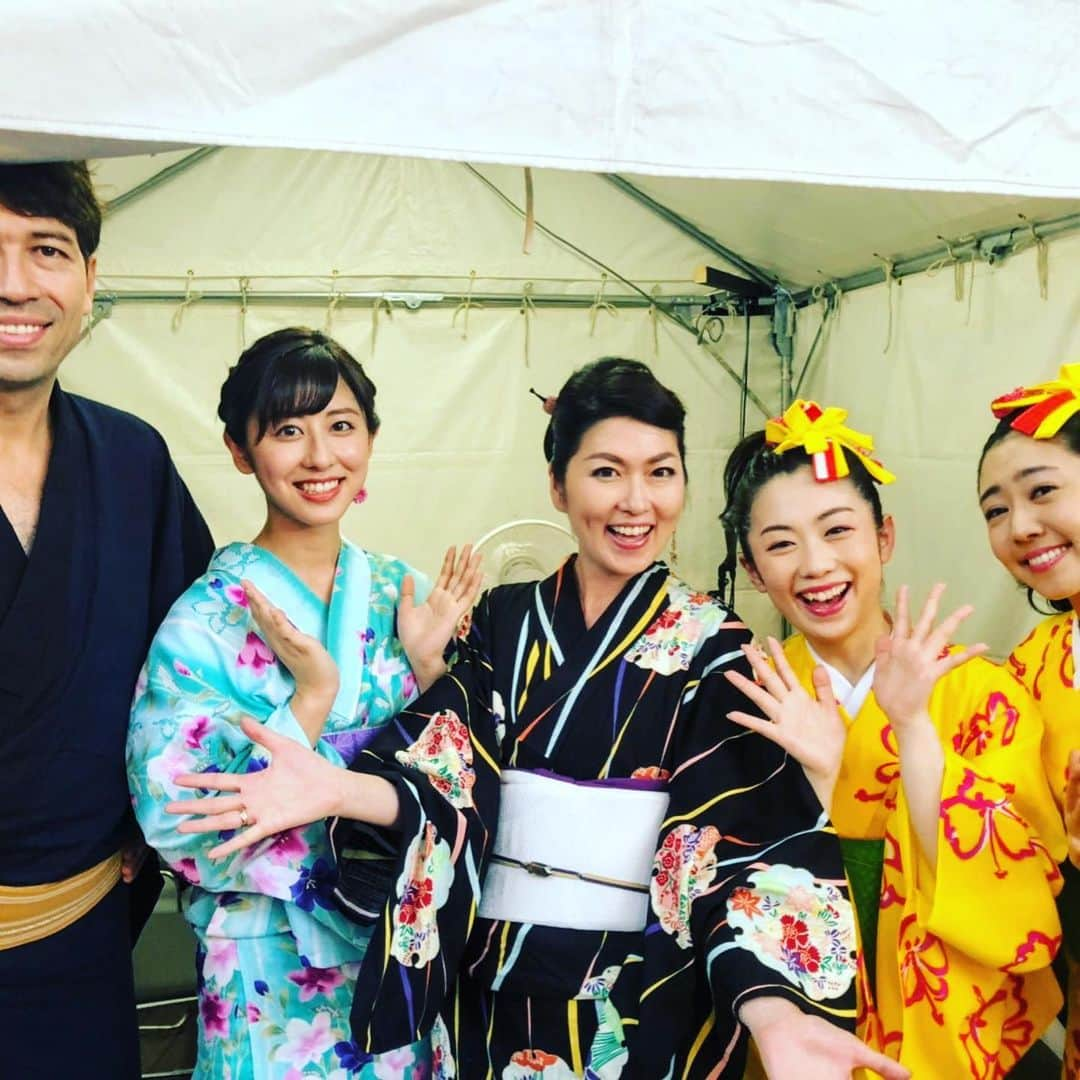 Saschaさんのインスタグラム写真 - (SaschaInstagram)「#六本木ヒルズ盆踊り 今年の初日は #テレビ朝日 新人アナウンサー の #斎藤ちはる さんと一緒でした！ #みちのく娘 もあ盛り上げてくださってすごい人の数でした！明日もお待ちしています！」8月24日 21時55分 - sascha348